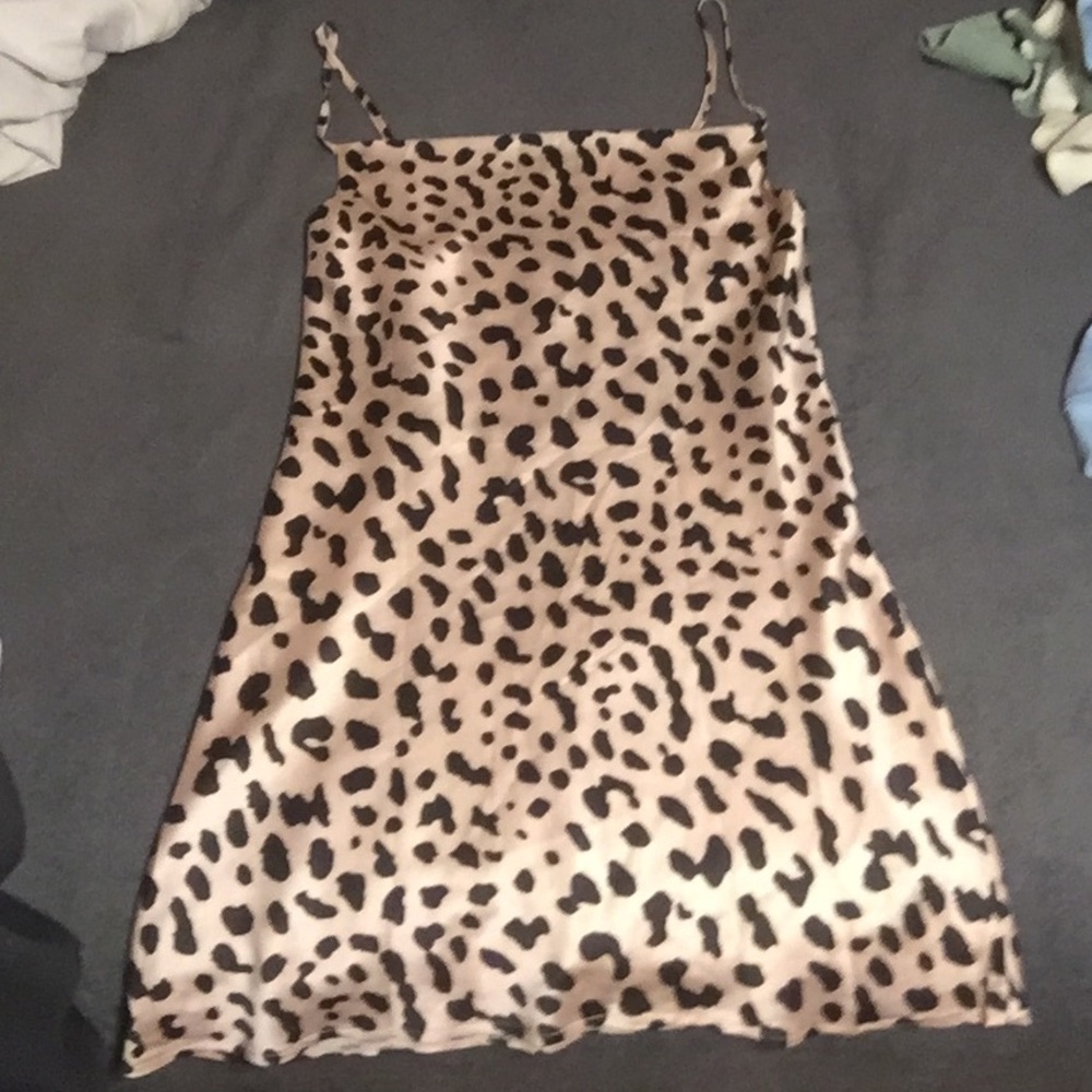CUTE SILK DRESS!!